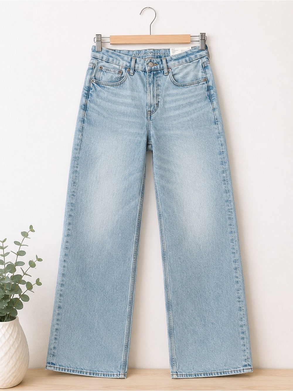 American Eagle Outfitters Light Blue Wide Leg Curvy Jeans